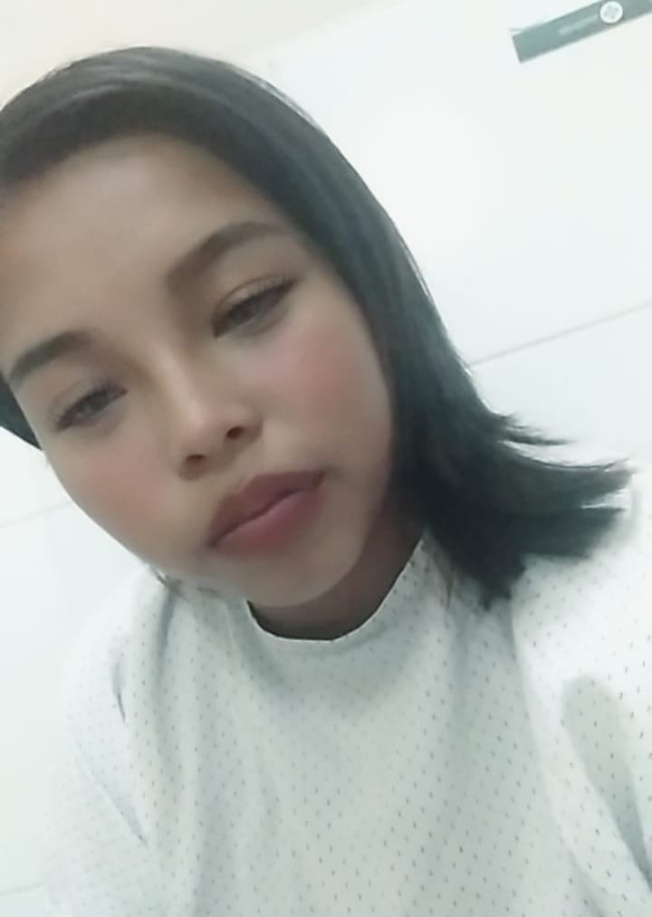 ANGELINE CHUVE CASTELHO BRANCO