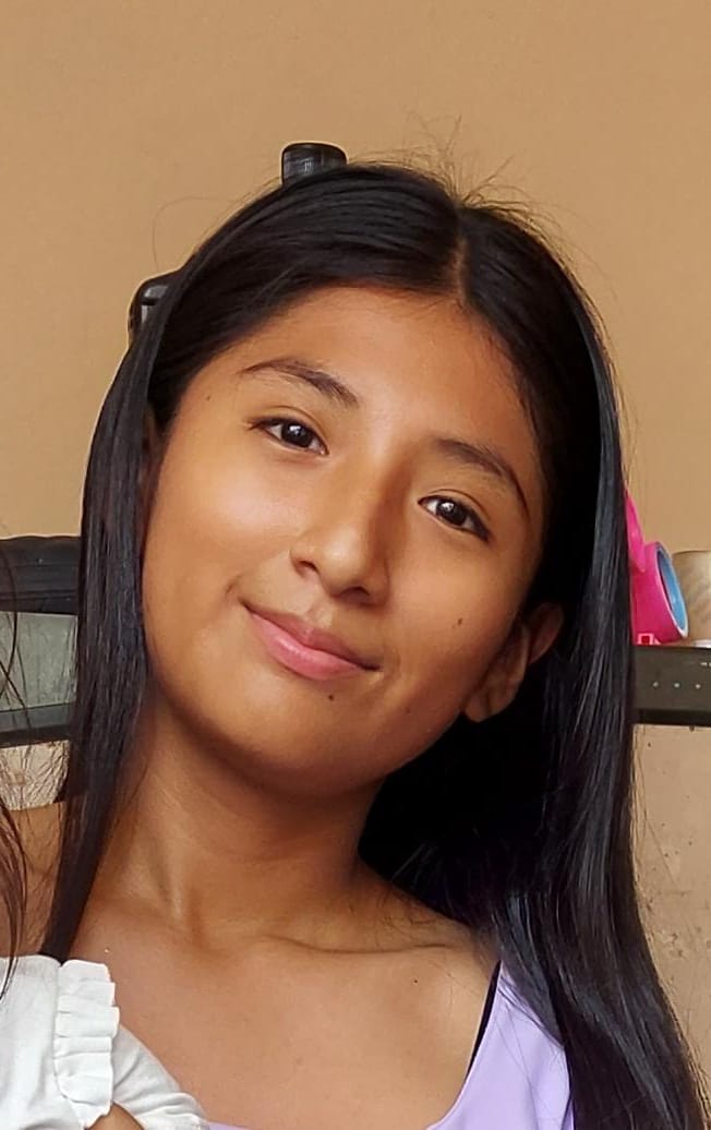 LUZ ERIANE LAPACA BLANCO