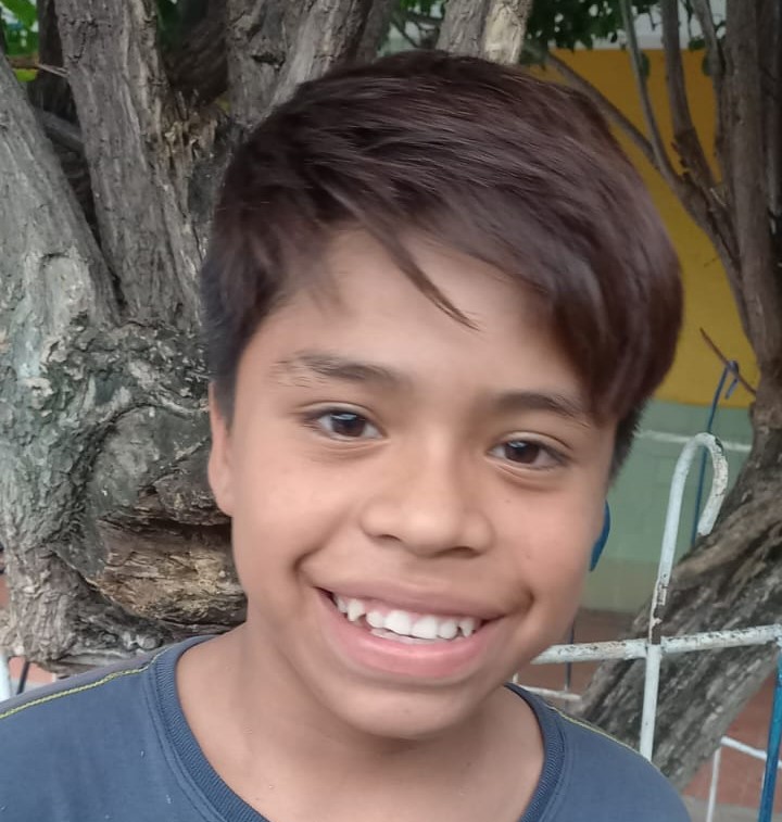 ROBERT ALEXIS VELEZ PARAÑUMI