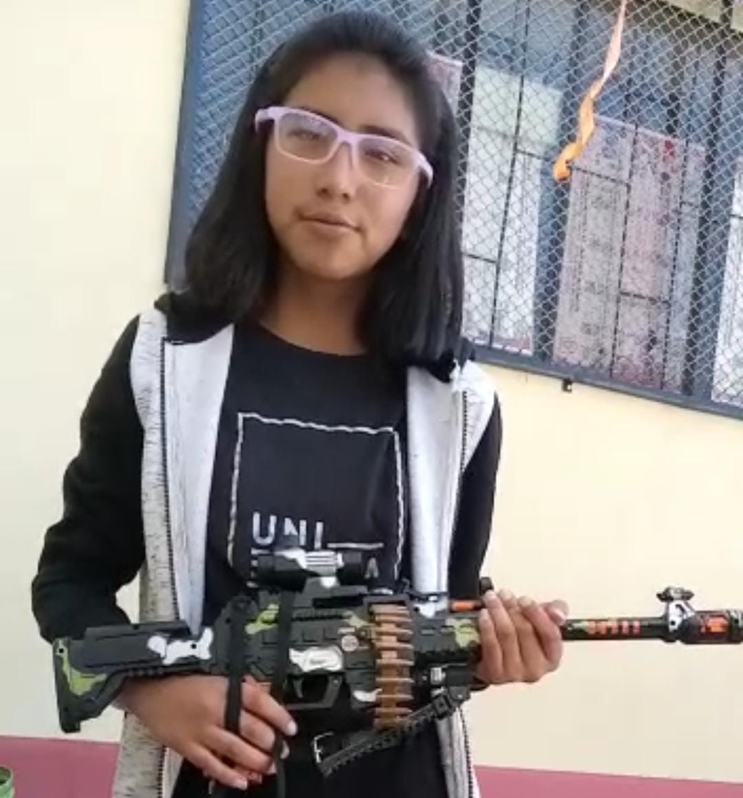 CAMILA JULIA VALENCIA FERNANDEZ