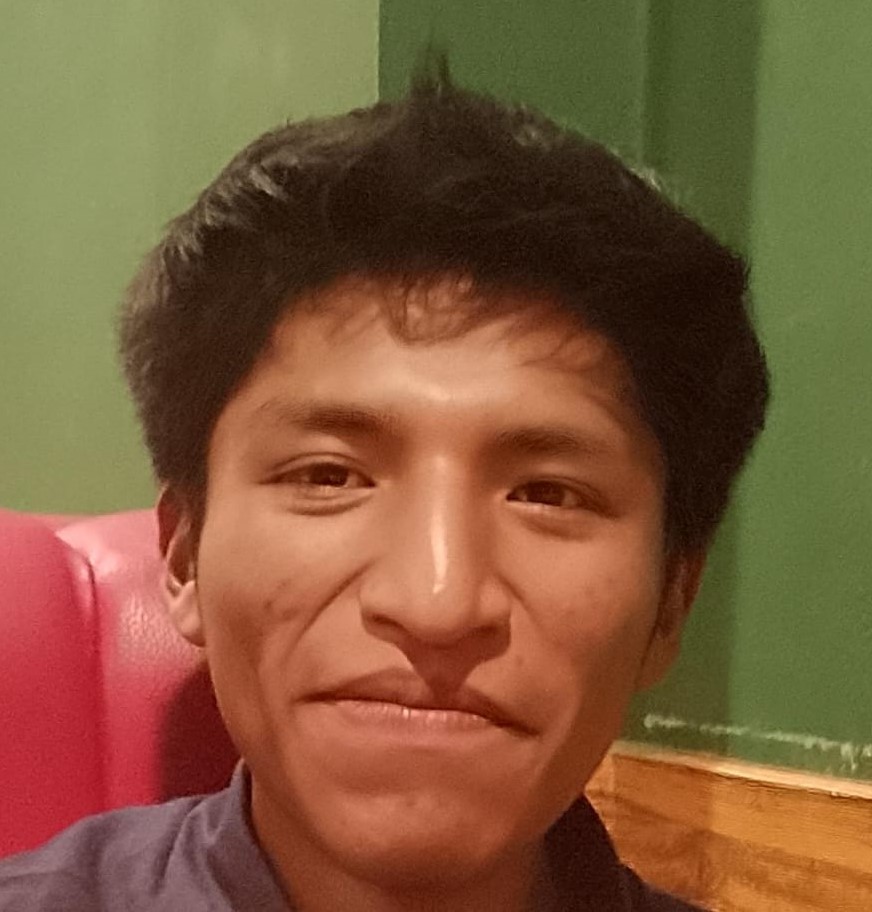 ANDRE FERNANDO CACERES FLORES