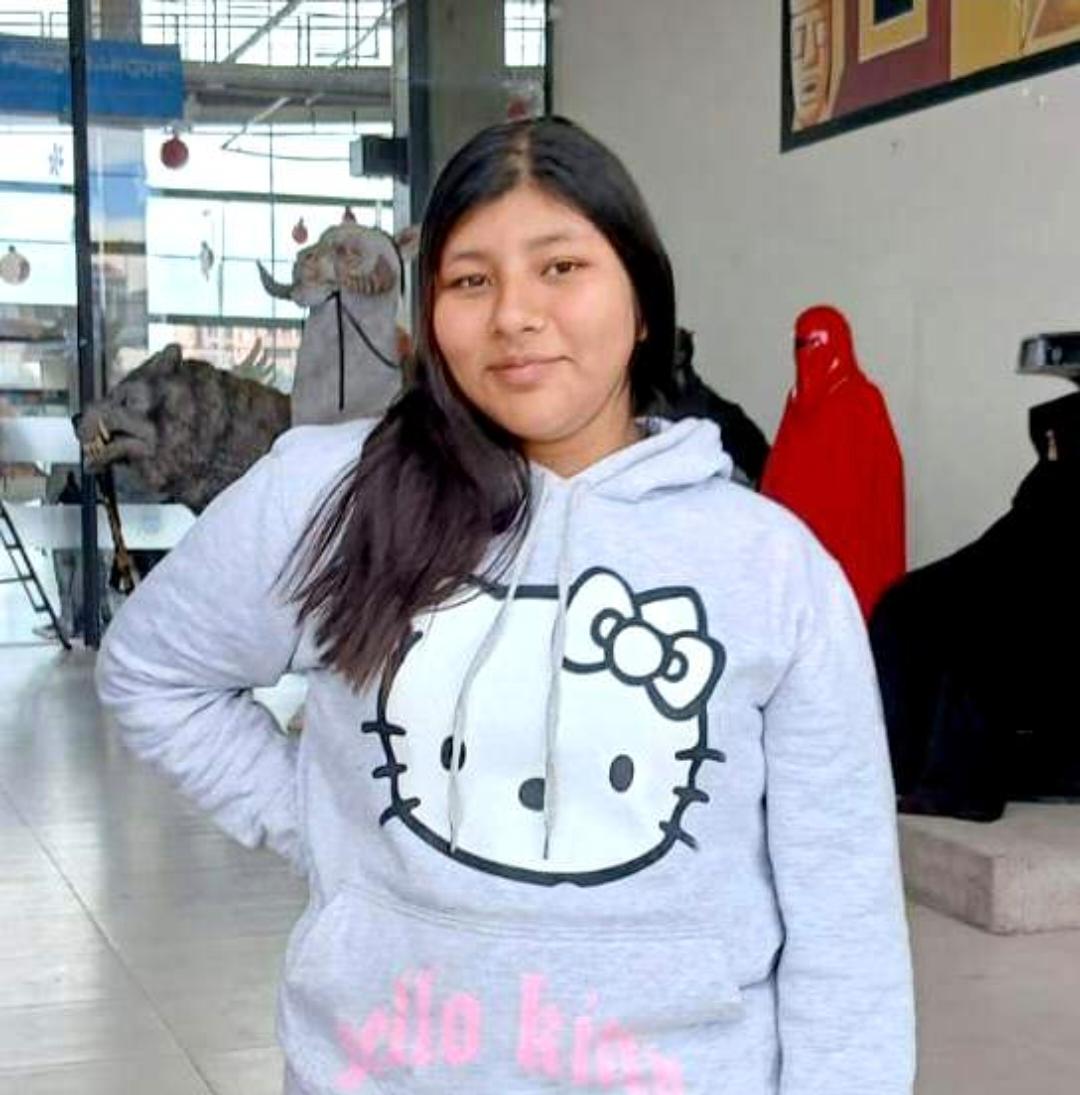 LUZ ANTONETTE ANGULO CADENA