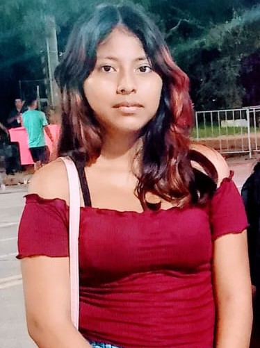NAOMI CAPAQUIRA PORCEL