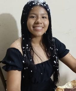 YESSERLY YASSEL MORA MOLLO