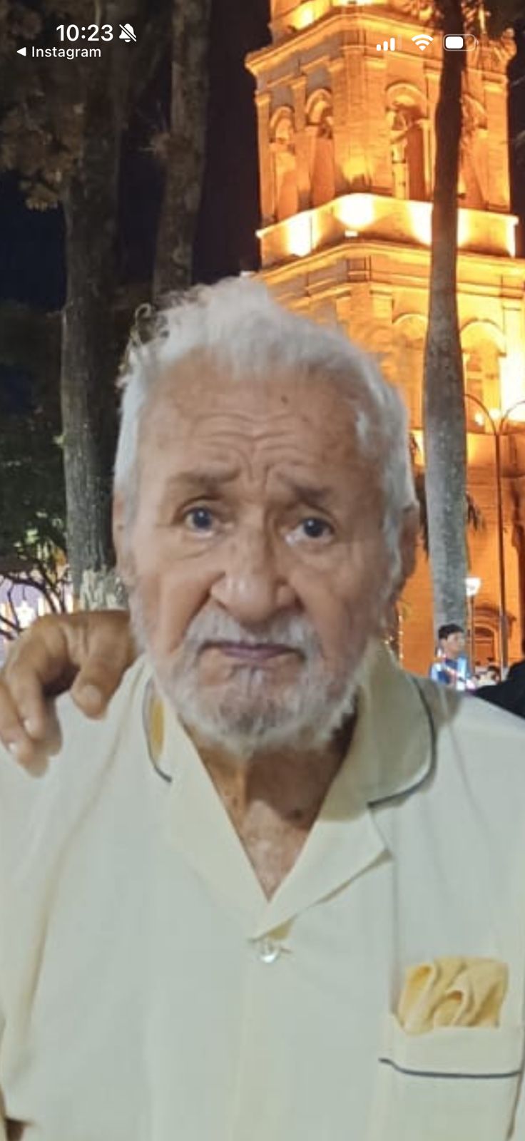 WALTER JULIO FLORES ESCOBAR