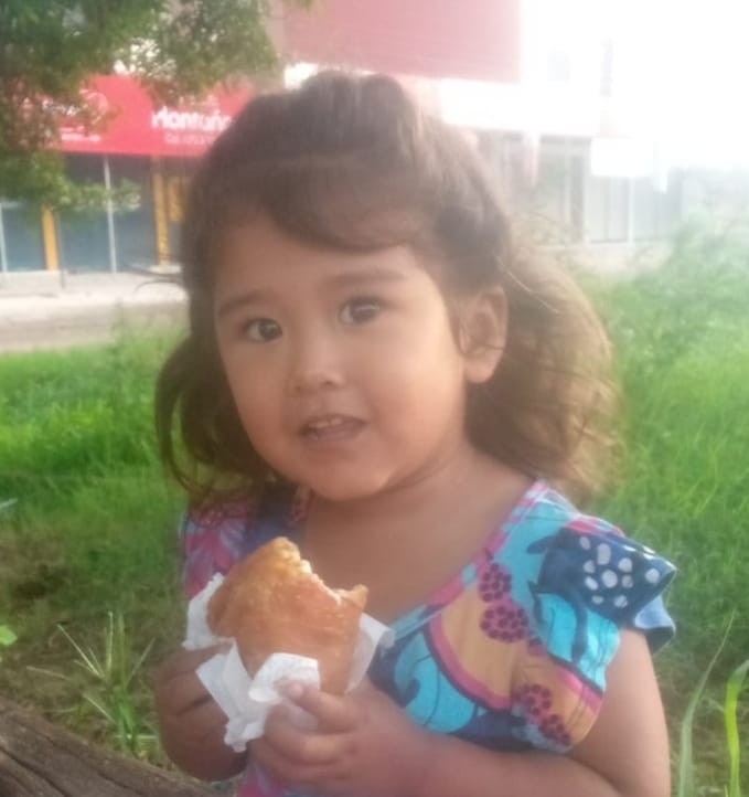MILAGRO GENESIS ROBLES CARRILLO