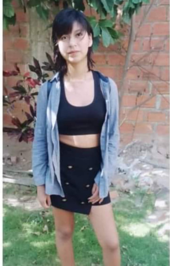 NAYELY VELA MONTAÑO